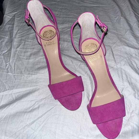 Vince Camuto Court Pink Suede Heels - Picture 3 of 5